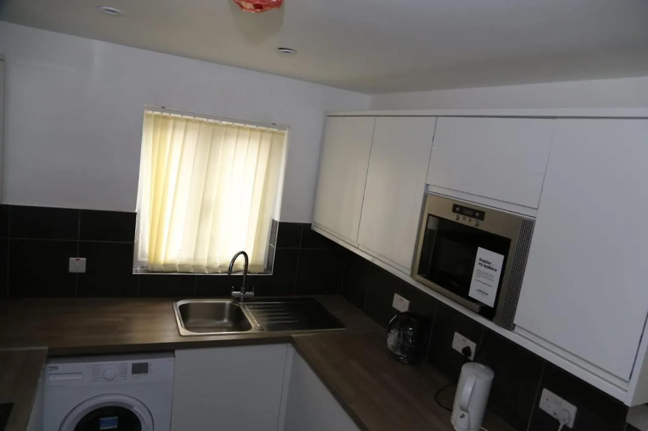 Budget 4-Bedrooms In Thamesmead London